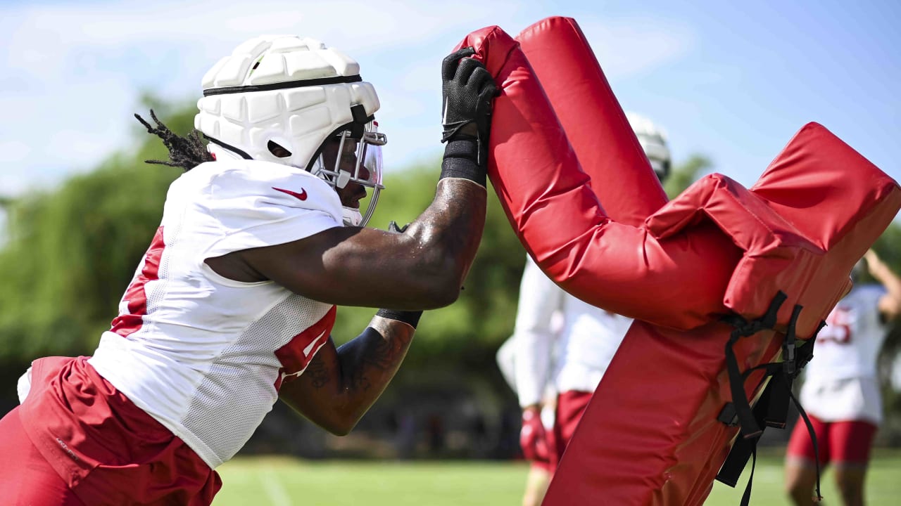 Arizona Cardinals' Trey McBride (85) participates during the team's NFL  football practice, Wednesday, June 1, 2022, in Tempe, Ariz. (AP Photo/Matt  York Stock Photo - Alamy