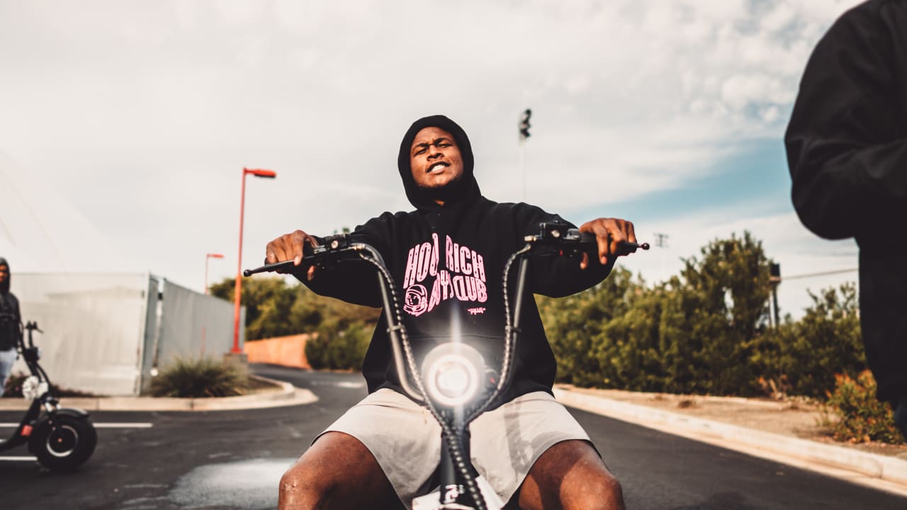 Murray Christmas: Kyler Gets Scooters For Offensive Linemen