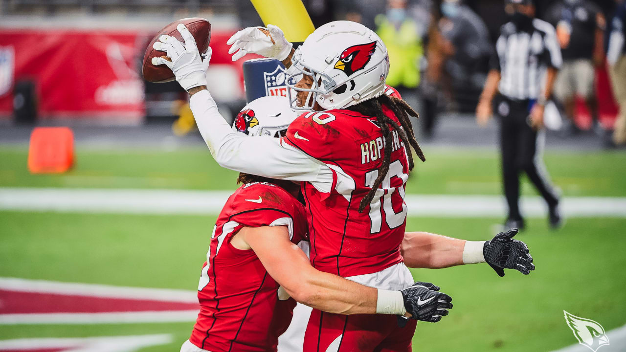 Arizona Cardinals play the San Francisco 49ers inside of State Farm Stadium  during the first half of an NFL football game, Sunday, Oct. 28, 2018, in  Glendale, Ariz. (AP Photo/Darryl Webb Stock