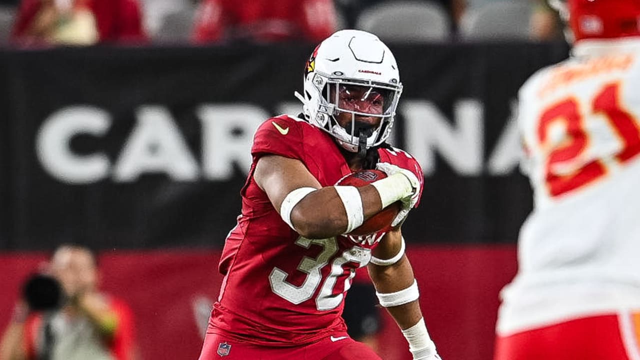 Arizona Cardinals running back Keaontay Ingram (30) warms up on the field  before an NFL football game against the Cincinnati Bengals, Friday, Aug. 12,  2022, in Cincinnati. (AP Photo/Zach Bolinger Stock Photo - Alamy