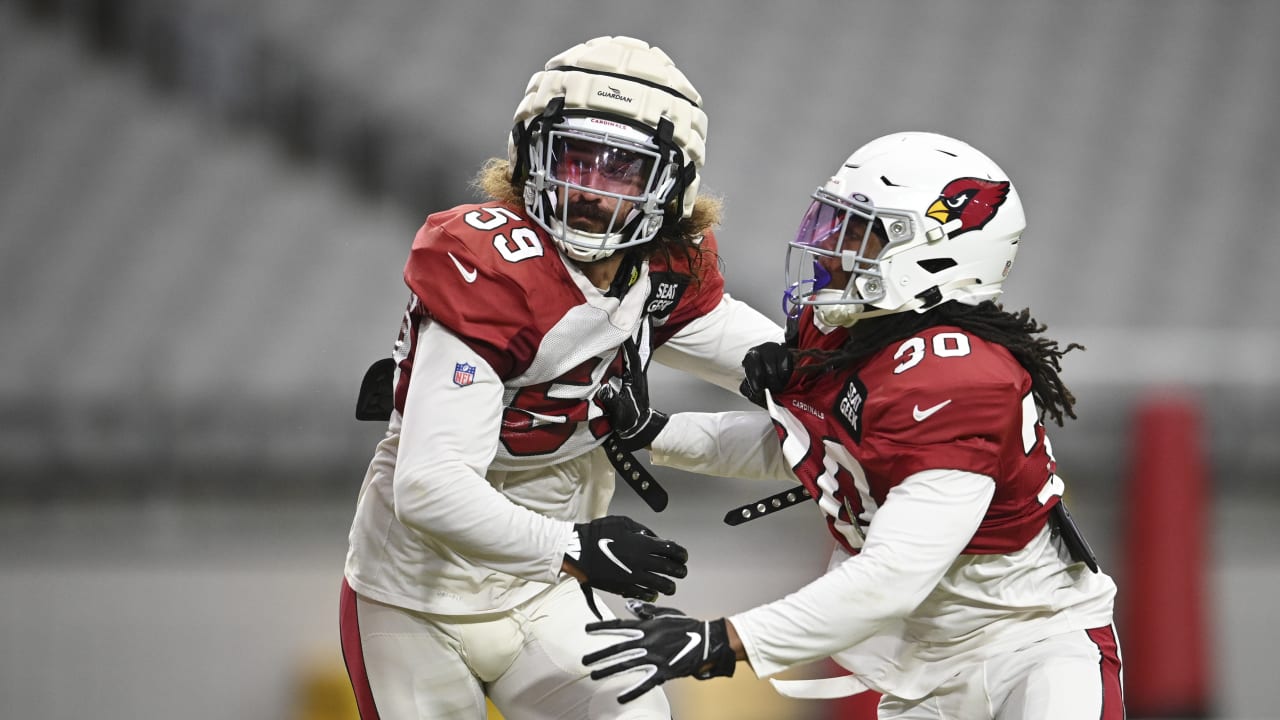 Arizona Cardinals' Maxx Williams runs drills during the teams' NFL football  training camp, Tuesday, July 30, 2019, in Glendale, Ariz. (AP Photo/Matt  York Stock Photo - Alamy