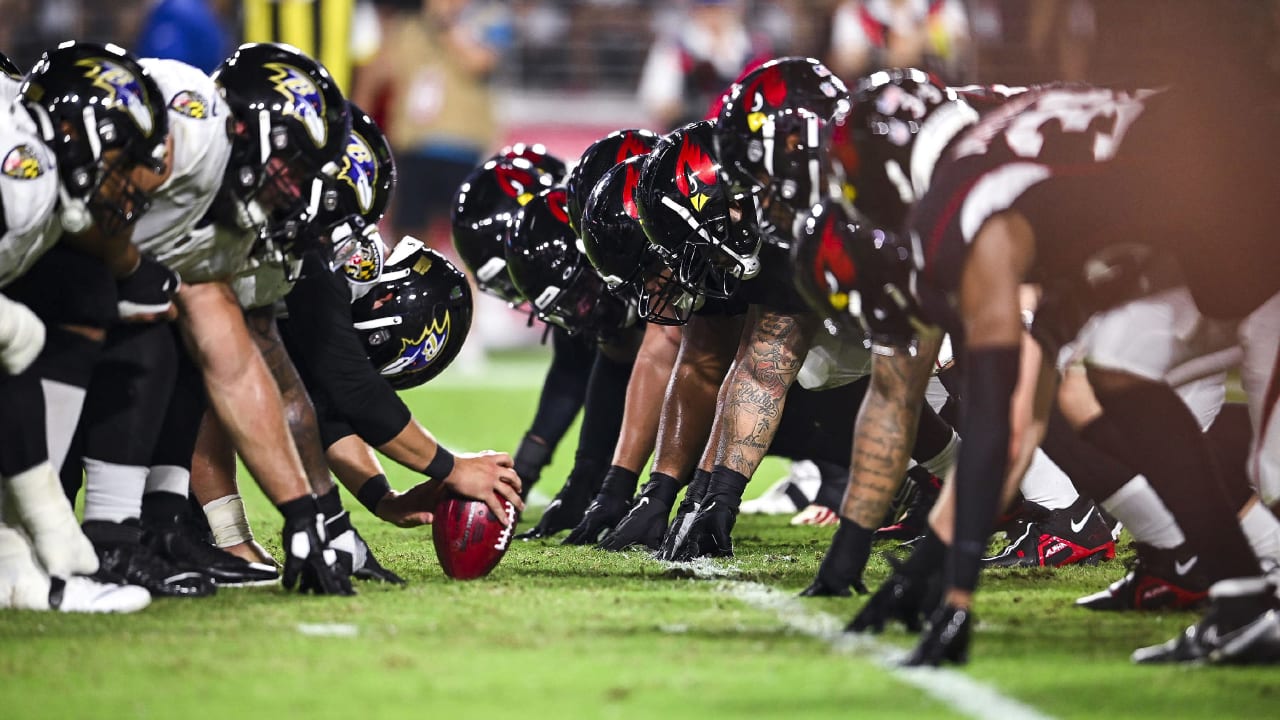 Which uniform combo are Bucs wearing Thursday night vs. Ravens?