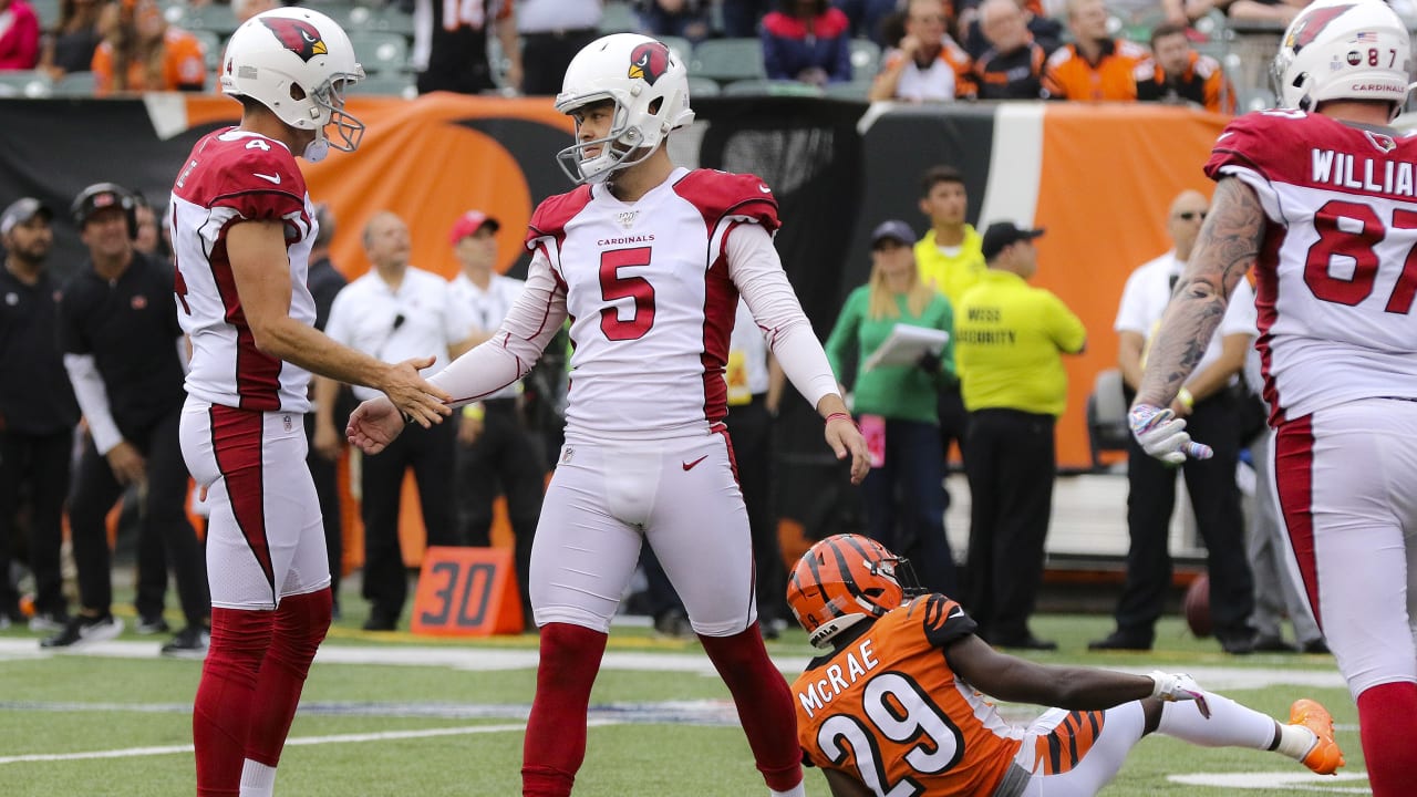 Gillette Stadium. 29th Nov, 2020. MA, USA; Arizona Cardinals punter Andy  Lee (4) and Arizona Cardinals kicker Zane Gonzalez (5) in action during the  NFL game between Arizona Cardinals and New England