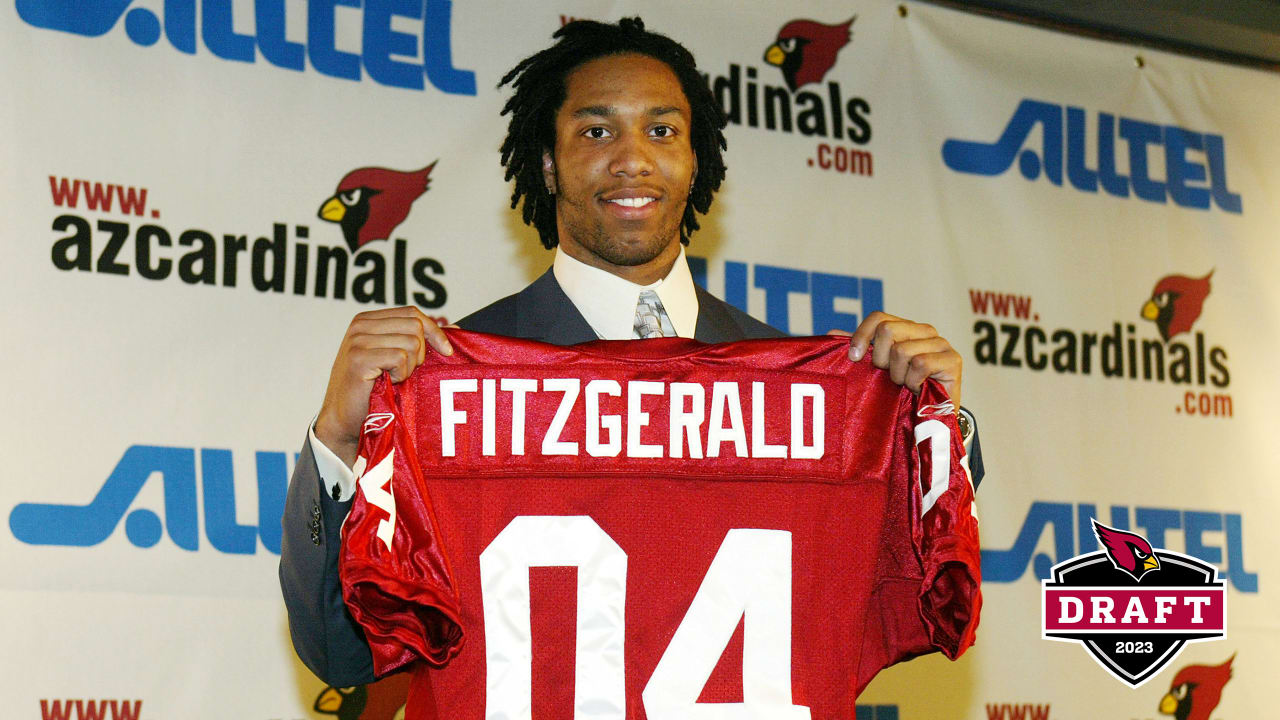 Larry Fitzgerald Jr.: On path to Hall of Fame, a football legend stops to  take back his Sundays