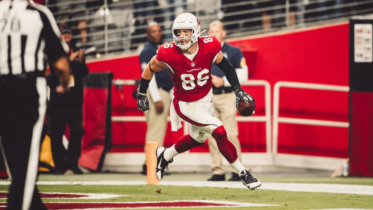 Cardinals tight end Zach Ertz shows up big in debut game with 47-yard  touchdown catch