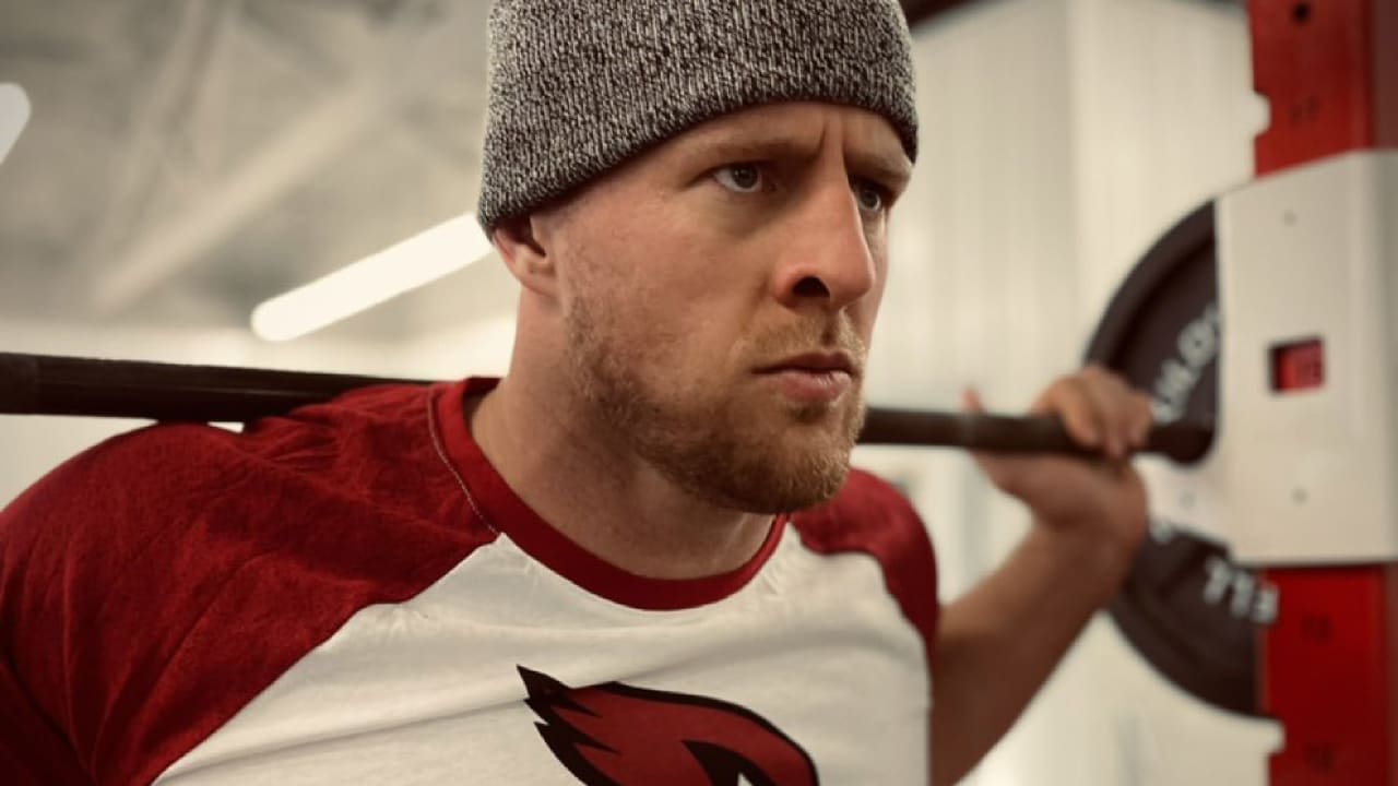 J.J. Watt signs with the Cardinals, who get the better of the