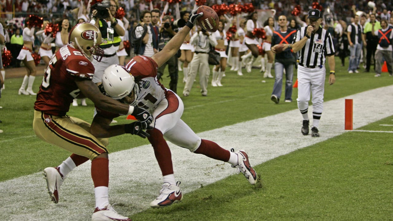 Arizona Cardinals on X: Heading into our last white on red game game on  Dec. 19, 2010, @LarryFitzgerald had 7,928 career receiving yards. The next  time he will suit up in white