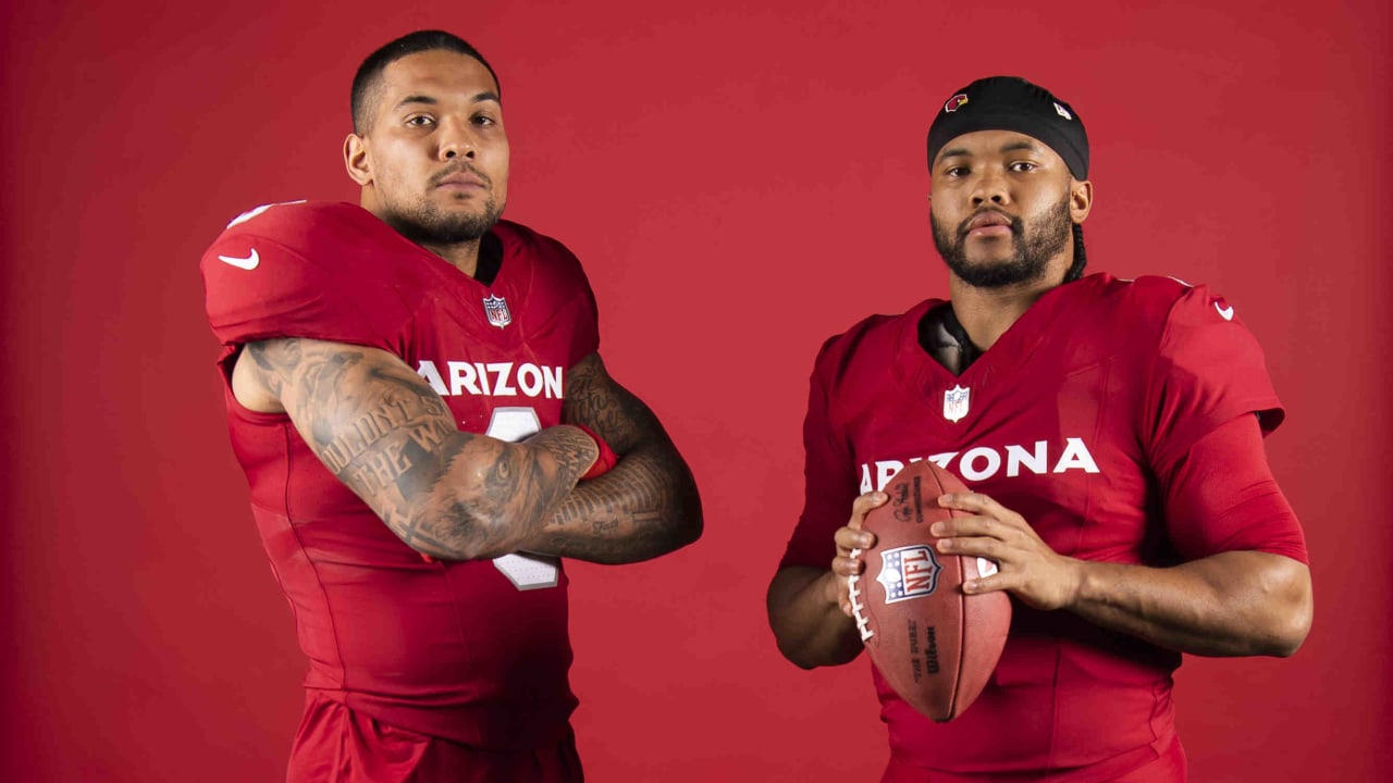 Arizona Cardinals running back James Conner showcases the NFL football  teams' new uniforms for the 2023 season, Thursday, April 20, 2023, in  Phoenix. (AP Photo/Matt York Stock Photo - Alamy