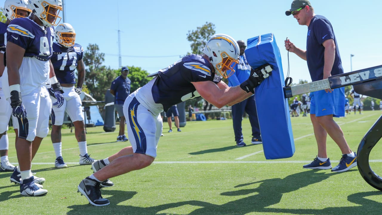 Chargers Camp Day 3 Rookies Dynamic Plays Will Leave You Hooked - a2z9uke