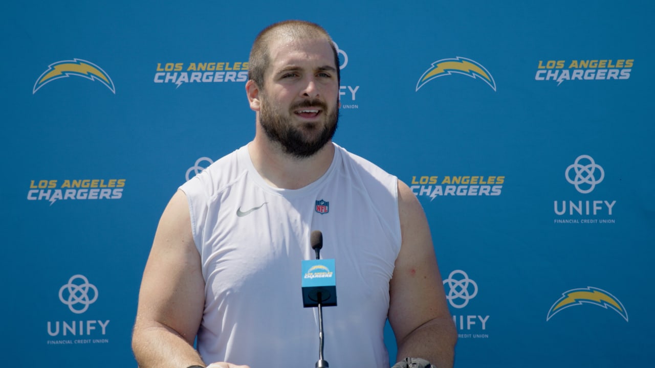 Chargers center Corey Linsley to be placed on injured reserve with heart  issue - The San Diego Union-Tribune