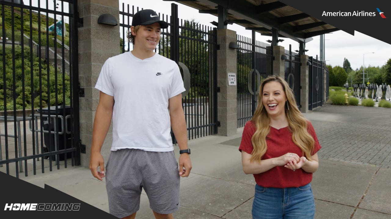 Justin Herbert - Football - University of Oregon Athletics