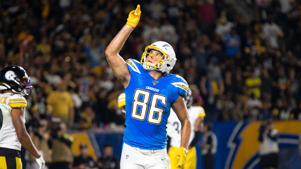 Los Angeles Chargers tight end Hunter Henry in action during the second  half of an NFL football game against the Pittsburgh Steelers in Carson,  Calif., Sunday, Oct. 13, 2019. (AP Photo/Kelvin Kuo