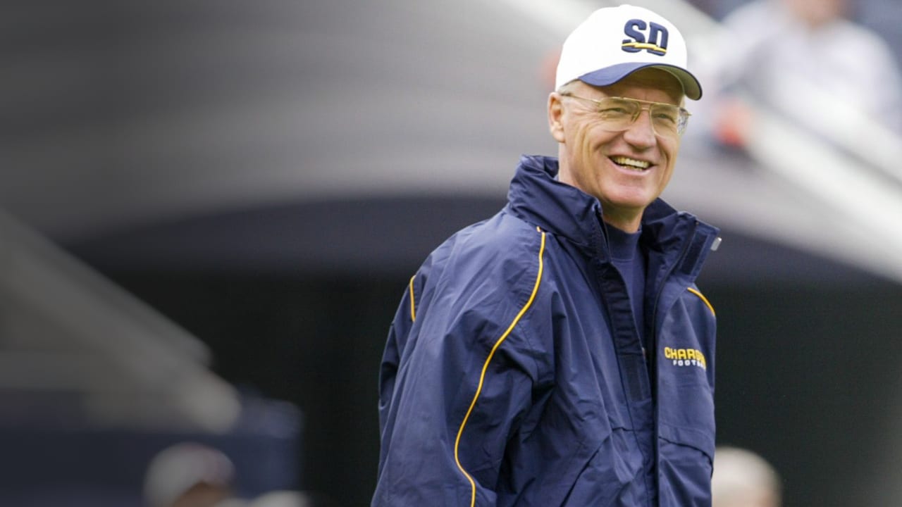 Remembering Former Chargers Head Coach Marty Schottenheimer