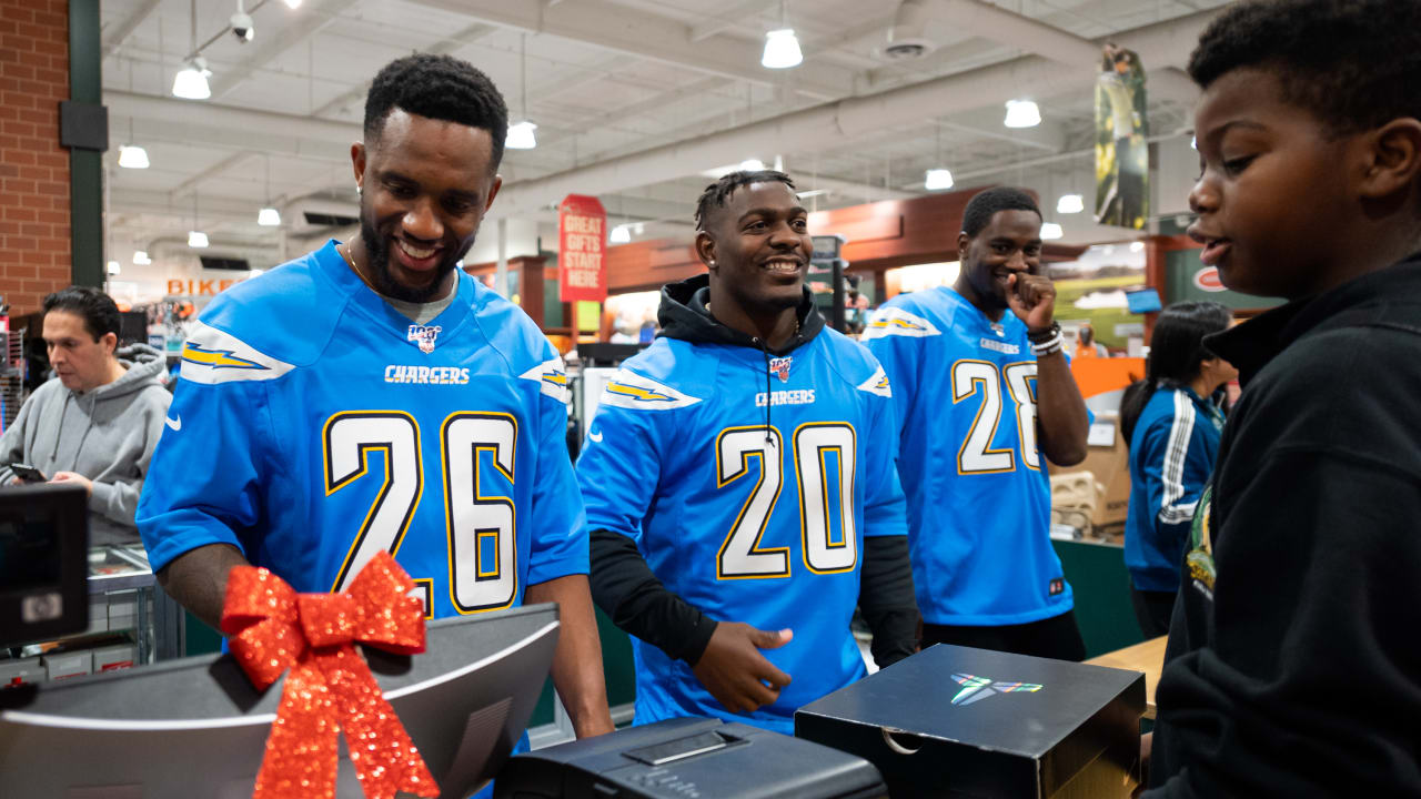 Photos: Hayward Jr. Surprises Kids with Holiday Shopping Spree