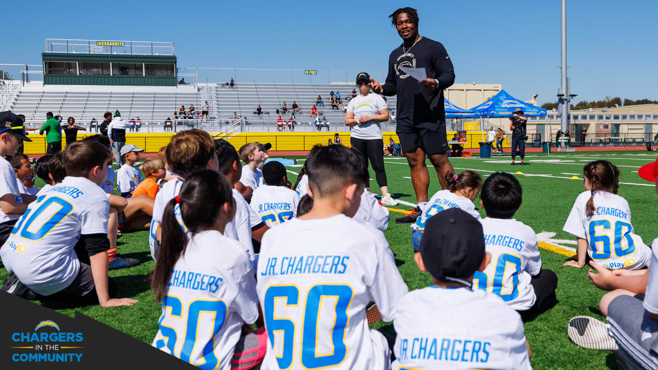 Los Angeles Rams Host Youth Football Camp at Long Beach Salvation