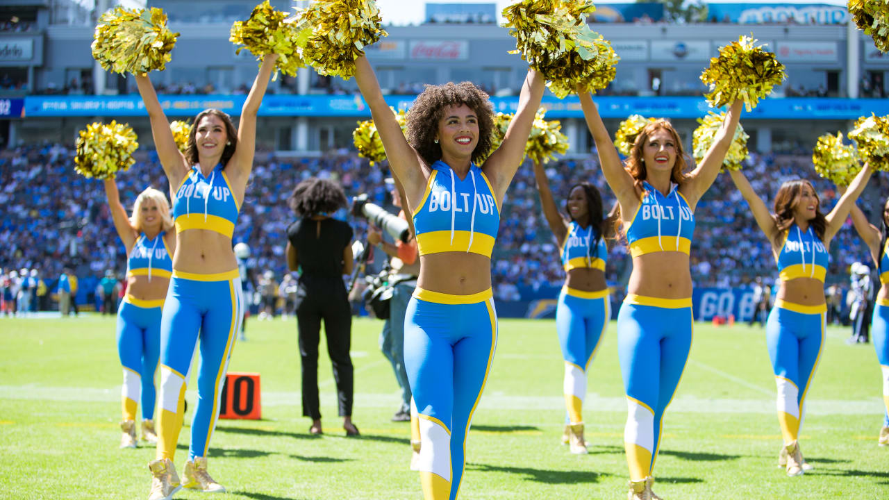 Chargers Cheerleaders 2022