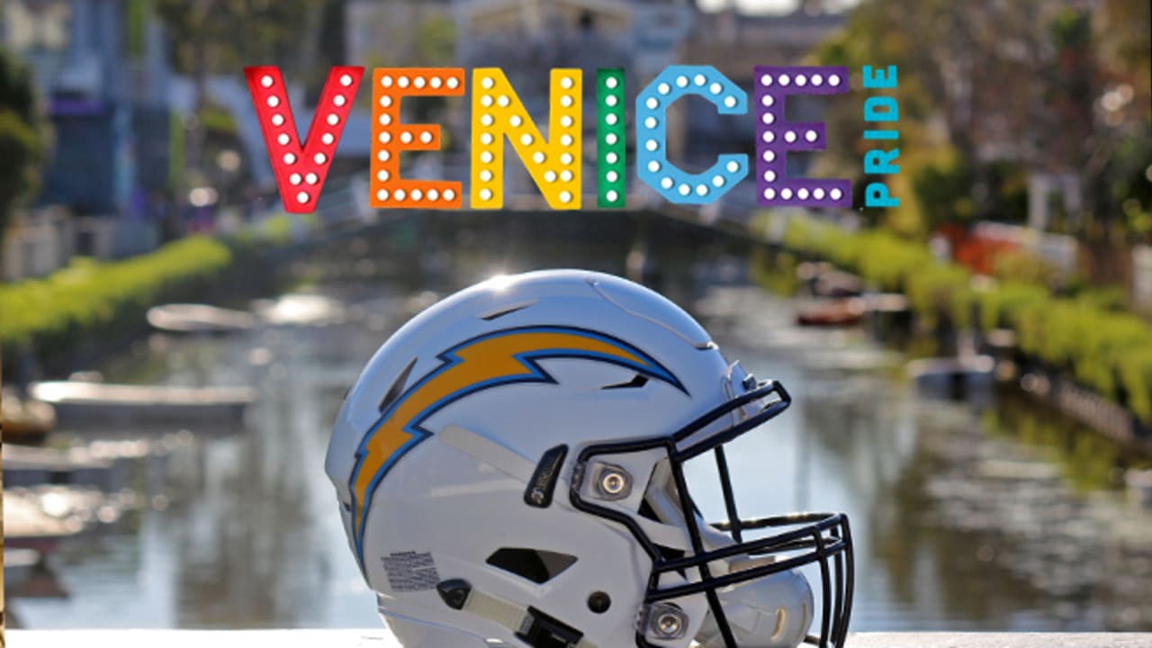 Venice Sign celebrates the LA Rams' Super Bowl win with a Venice