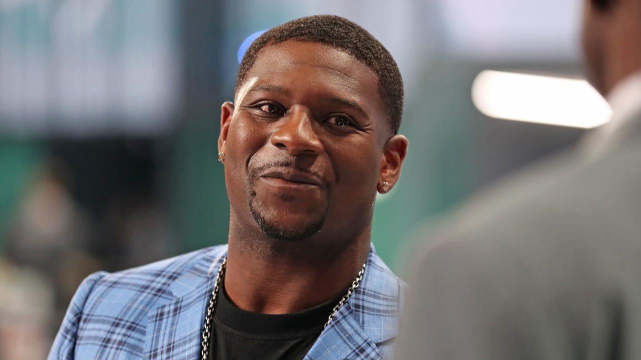 LaDainian Tomlinson retires as 'a Charger now and forever' 