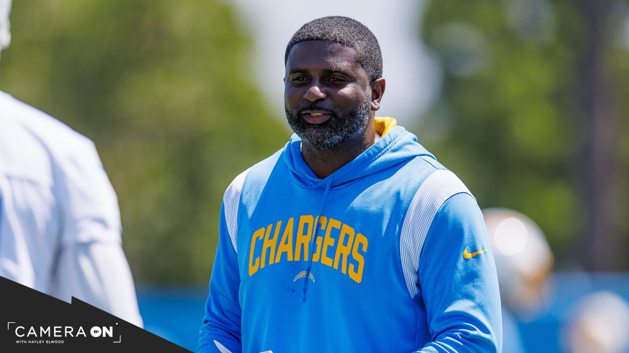 Bolts Buzz: LaDainian Tomlinson Is 'A Big Fan' of Isaiah Spiller and What  He Brings To The Chargers