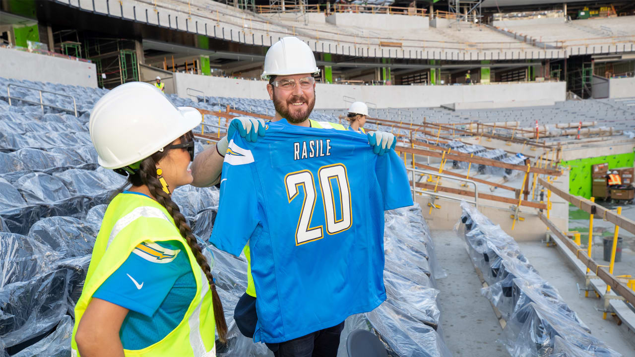 Season Ticket Holders Get a Look at SoFi Stadium - Football Stadium Digest