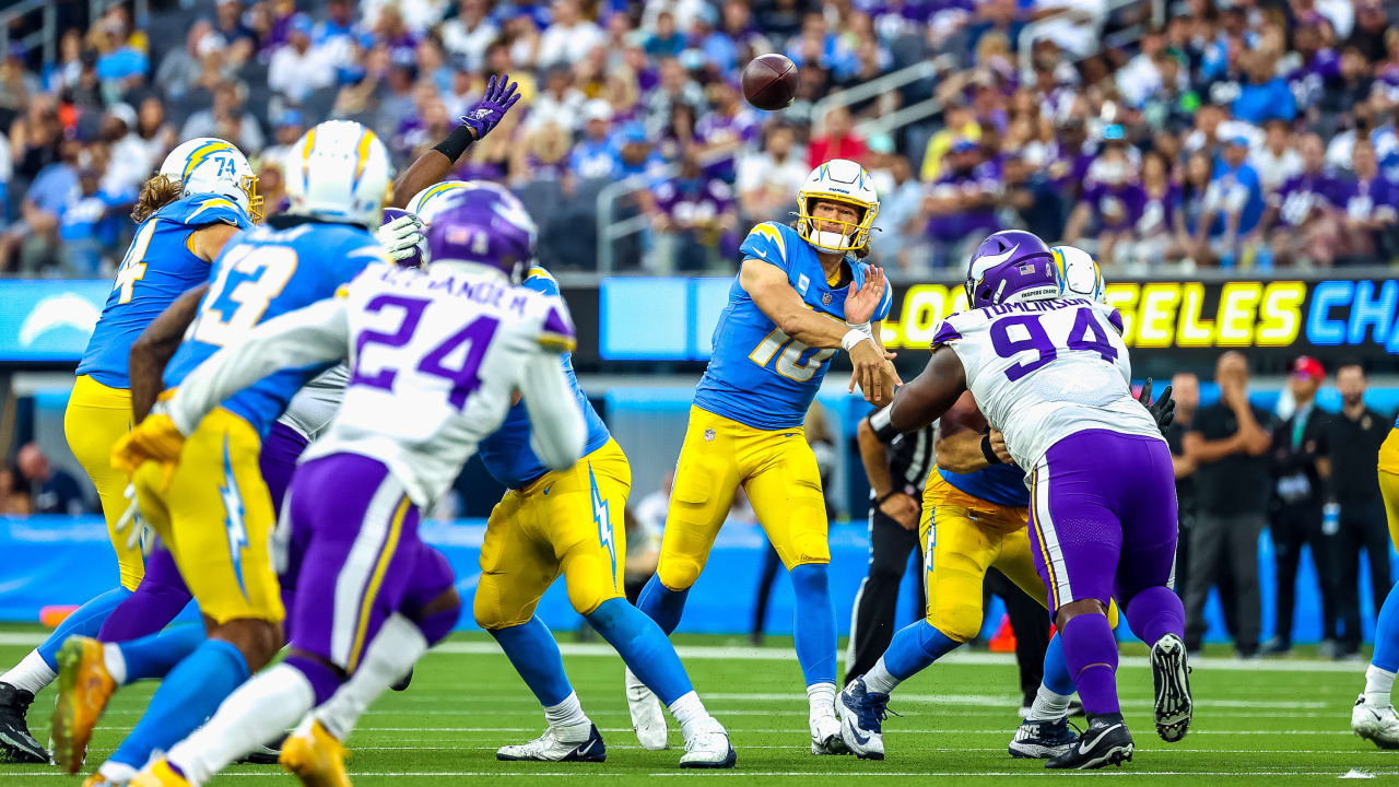 Chargers hold off Vikings on final drive to come away with first win of  season