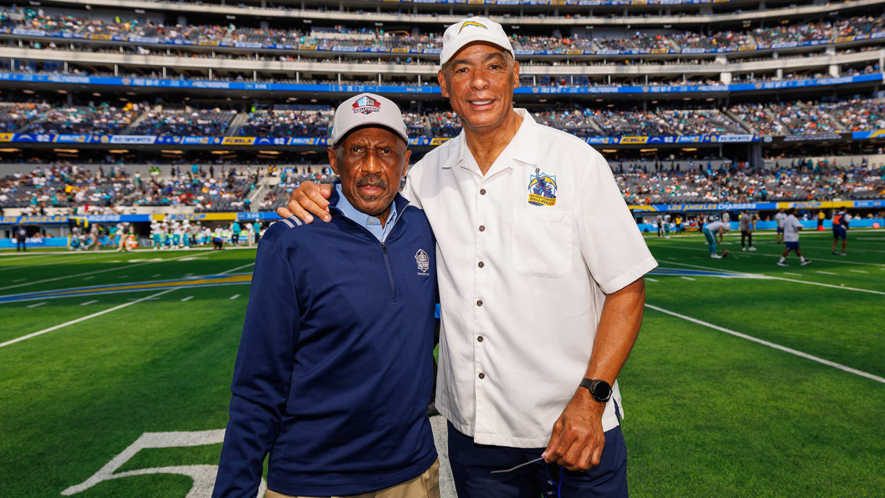 Chargers to retire Charlie Joiner, Kellen Winslow's jersey numbers