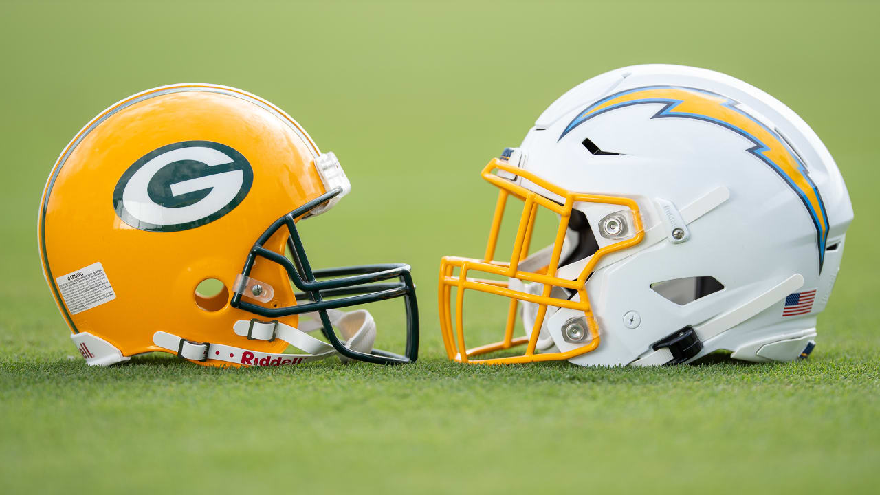 Los Angeles Chargers and Green Bay Packers helmets with Super Bowl