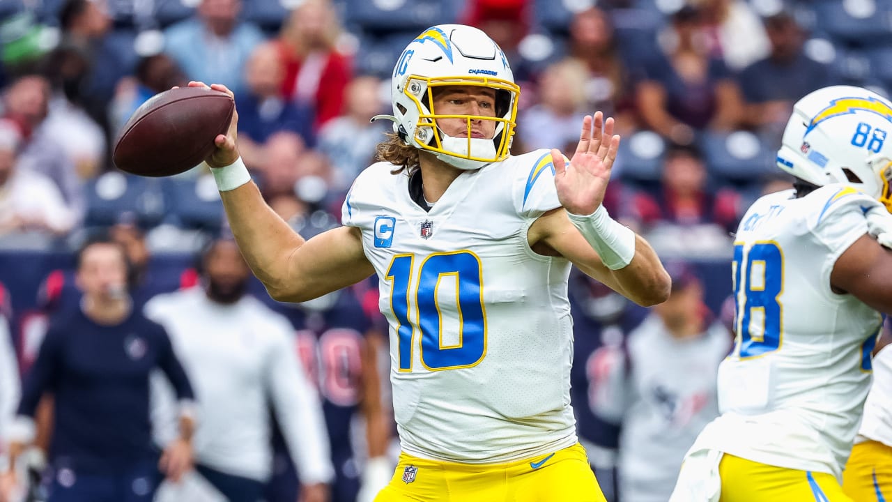 Photos: Chargers at Texans In-Game