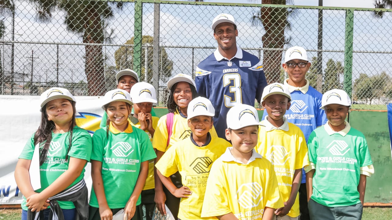 Los Angeles Rams Community  Rams & NFL partner with Think Watts Foundation  to host Community Kickoff Celebration in Watts neighborhood