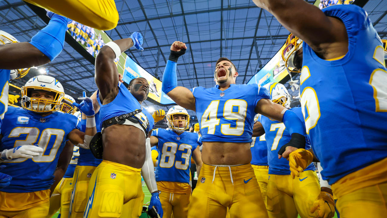 Photos Dolphins vs. Chargers Pregame