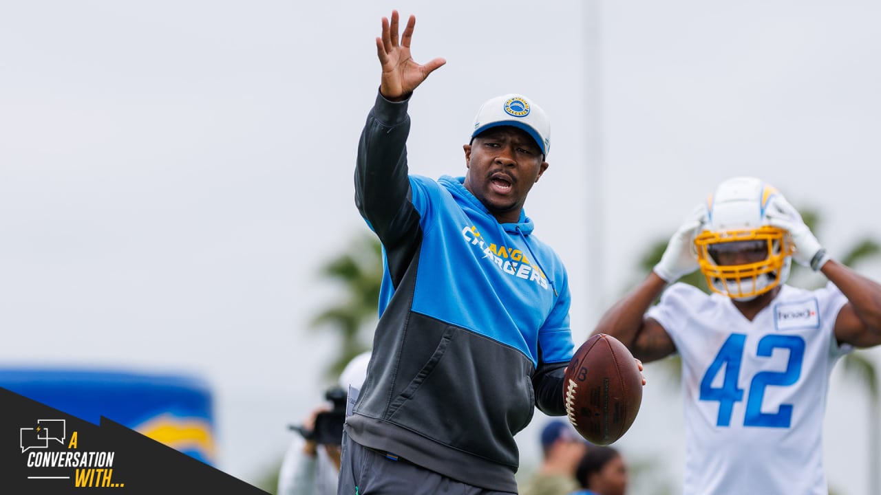 Chargers Quarterback Coach Shares Day-to-Day Approach With Justin