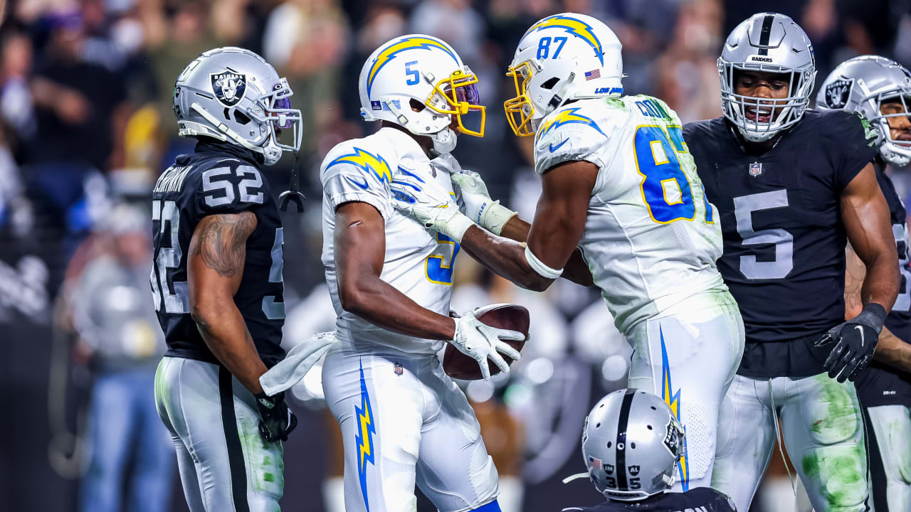 Chargers Fall to Raiders in Overtime, 35-32, in Week 18 of 2021 Season