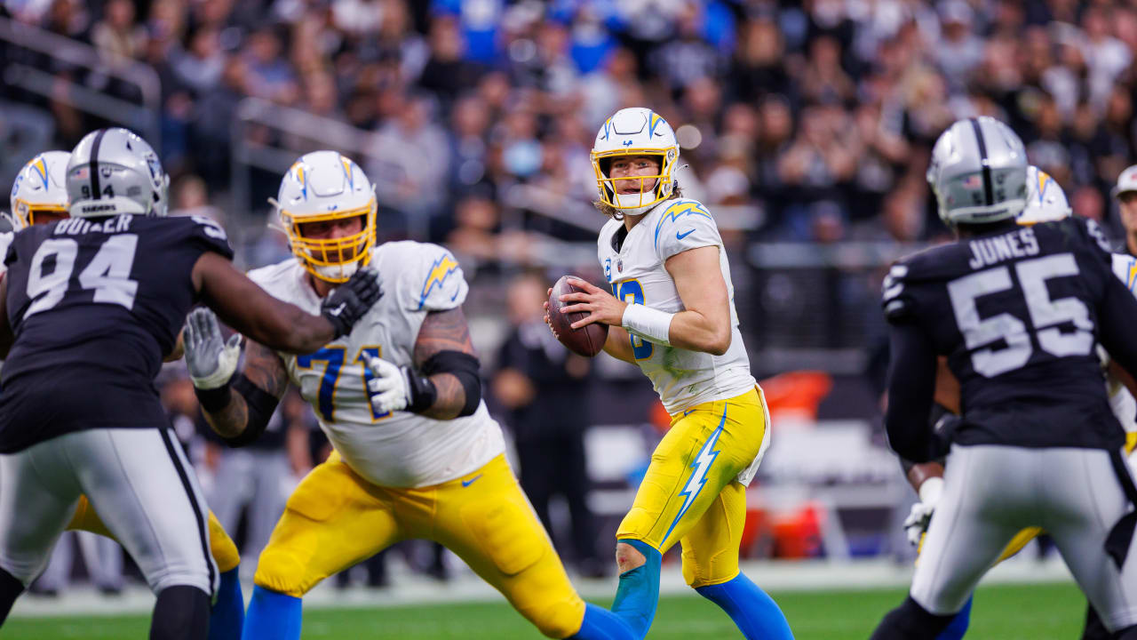 Dolphins vs. Chargers Week 14 full game coverage: Preview, in-game, and  recaps - The Phinsider