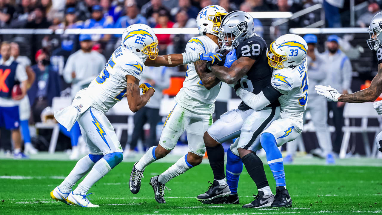 Game Highlights: Chargers' Top Plays Vs. Raiders