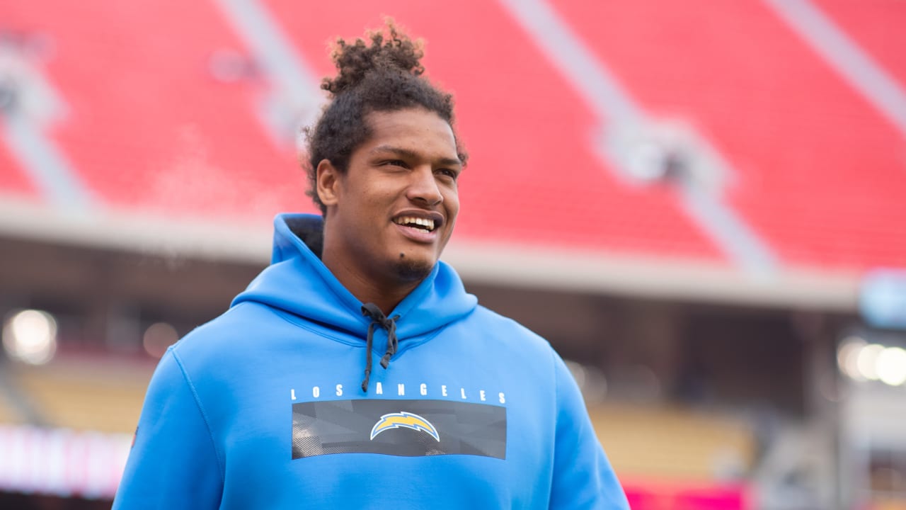 Isaac Rochell Named Week 17 NFLPA Community MVP