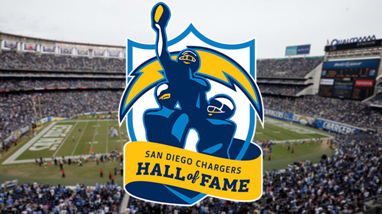 Hall of Famers Seau, Dean stand out as Chargers' top picks