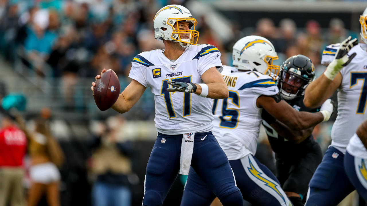 Rivers, Chargers gouge reeling Jaguars, 38-14