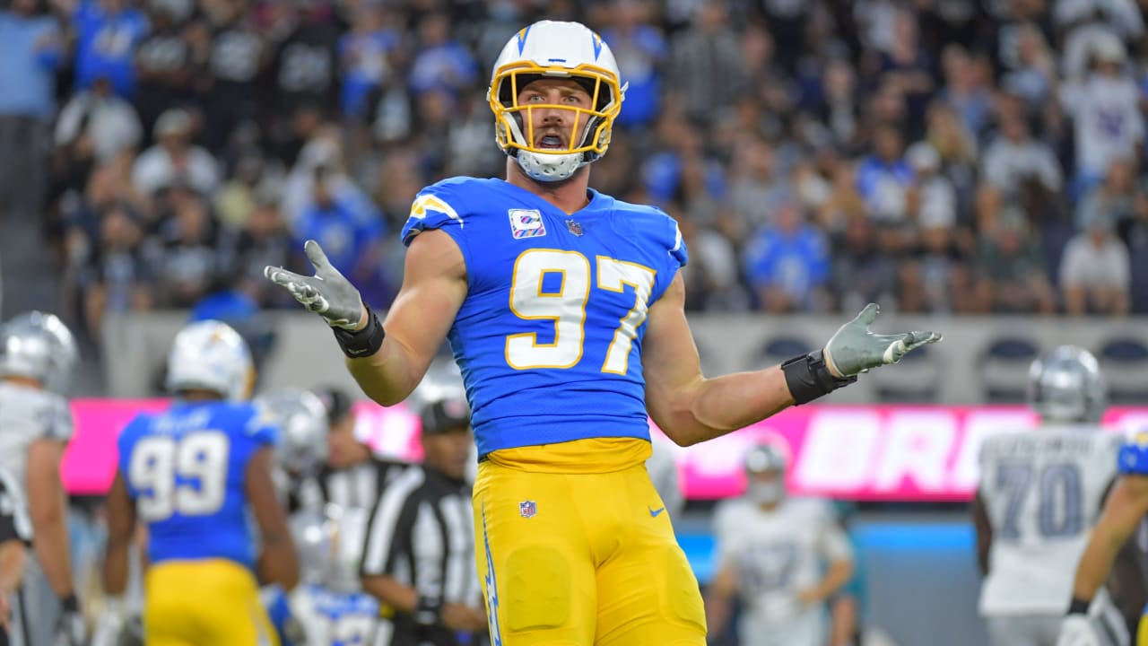 Defensive end Joey Bosa headlines Chargers' four 2018 Pro Bowl