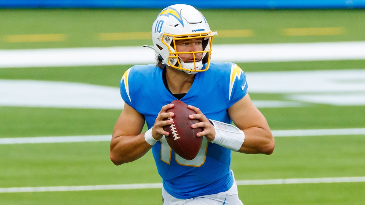 Justin Herbert Named NFL Offensive Rookie of the Month for October