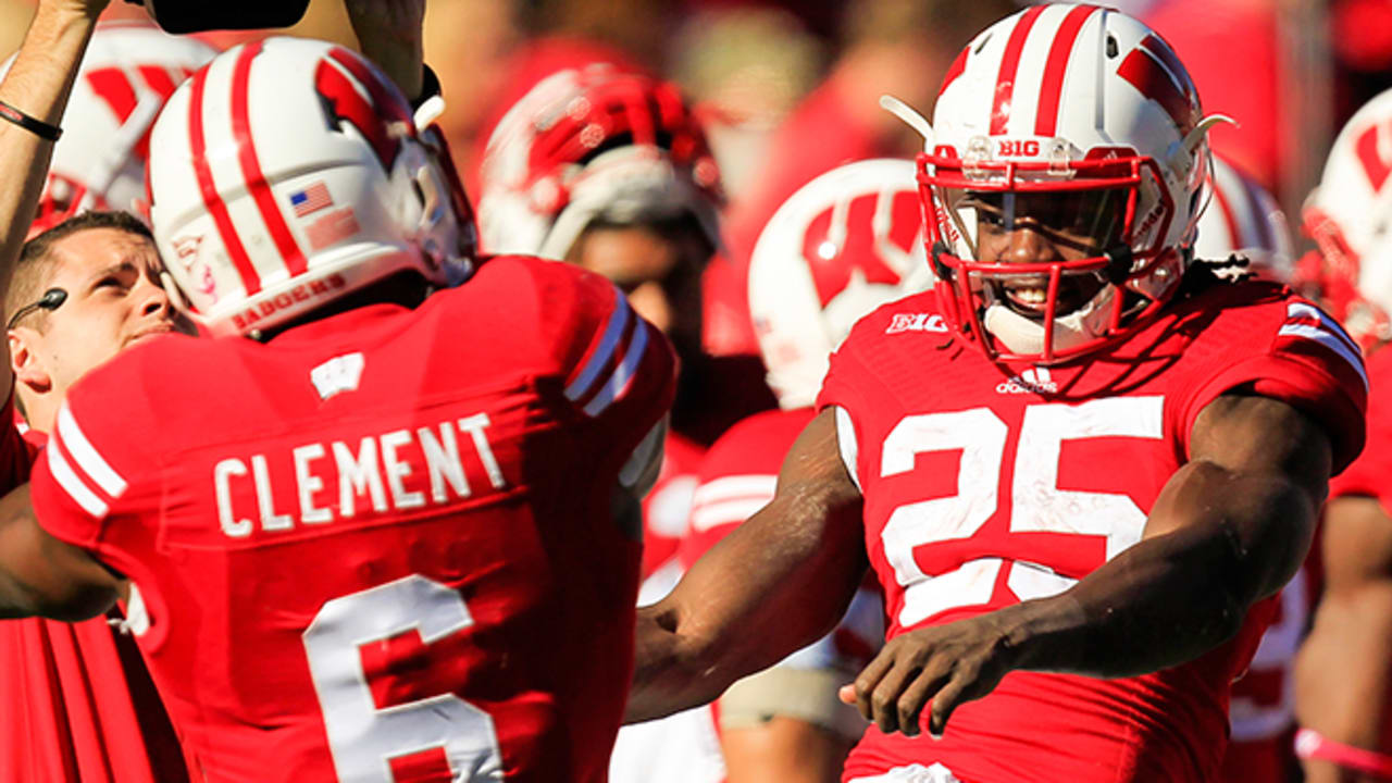 Former Wisconsin RB Corey Clement signs with the Baltimore Ravens