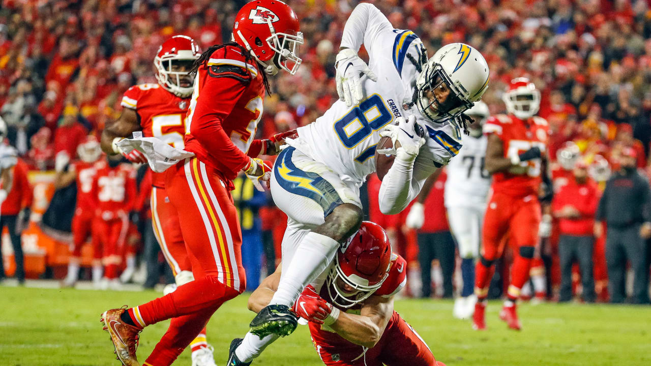 Chiefs rally past Chargers 27-24 in early AFC West showdown