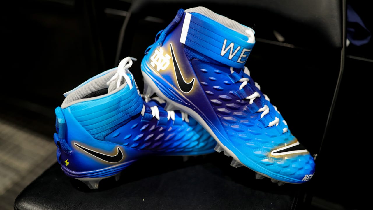 Photos: Chargers Debut Cleats for a Cause