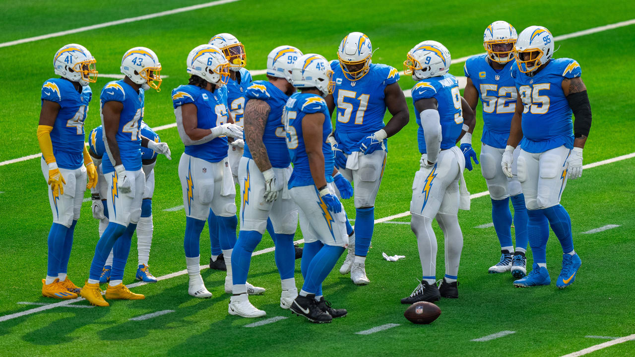 NFL Notes: Chargers-Saints Takeaways, New MNF Crew Debuts Tonight, More