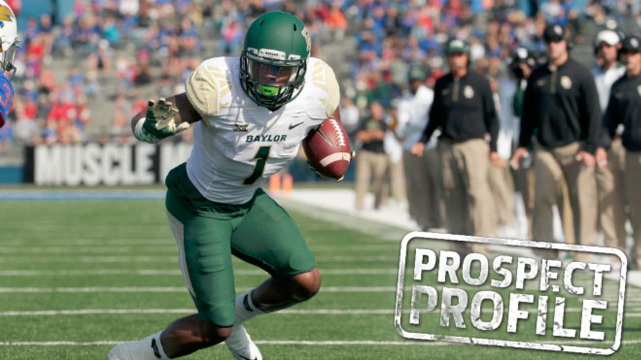 2015 Biletnikoff Award Winner Corey Coleman of Baylor – December 10, 2015 «  Biletnikoff Award