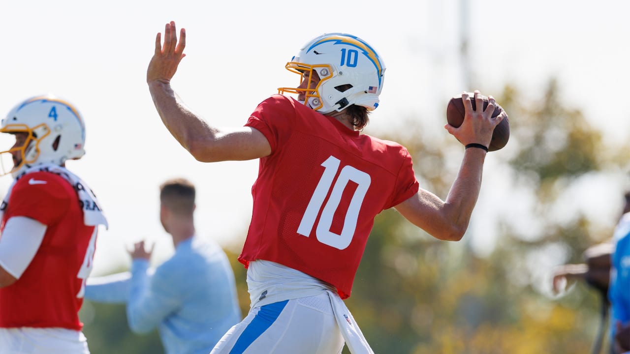 Will Justin Herbert play in 2020? 10 questions facing the Los Angeles  Chargers as NFL training camp opens 