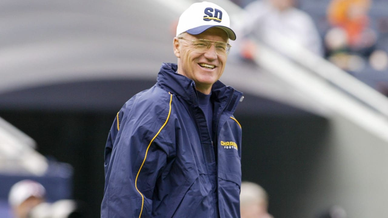 Remembering Former Chargers Head Coach Marty Schottenheimer