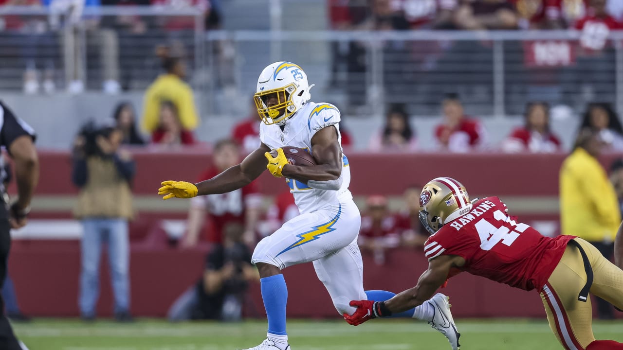 Los Angeles Chargers running back Joshua Kelley plows through pileup for  ferocious 22-yard pickup