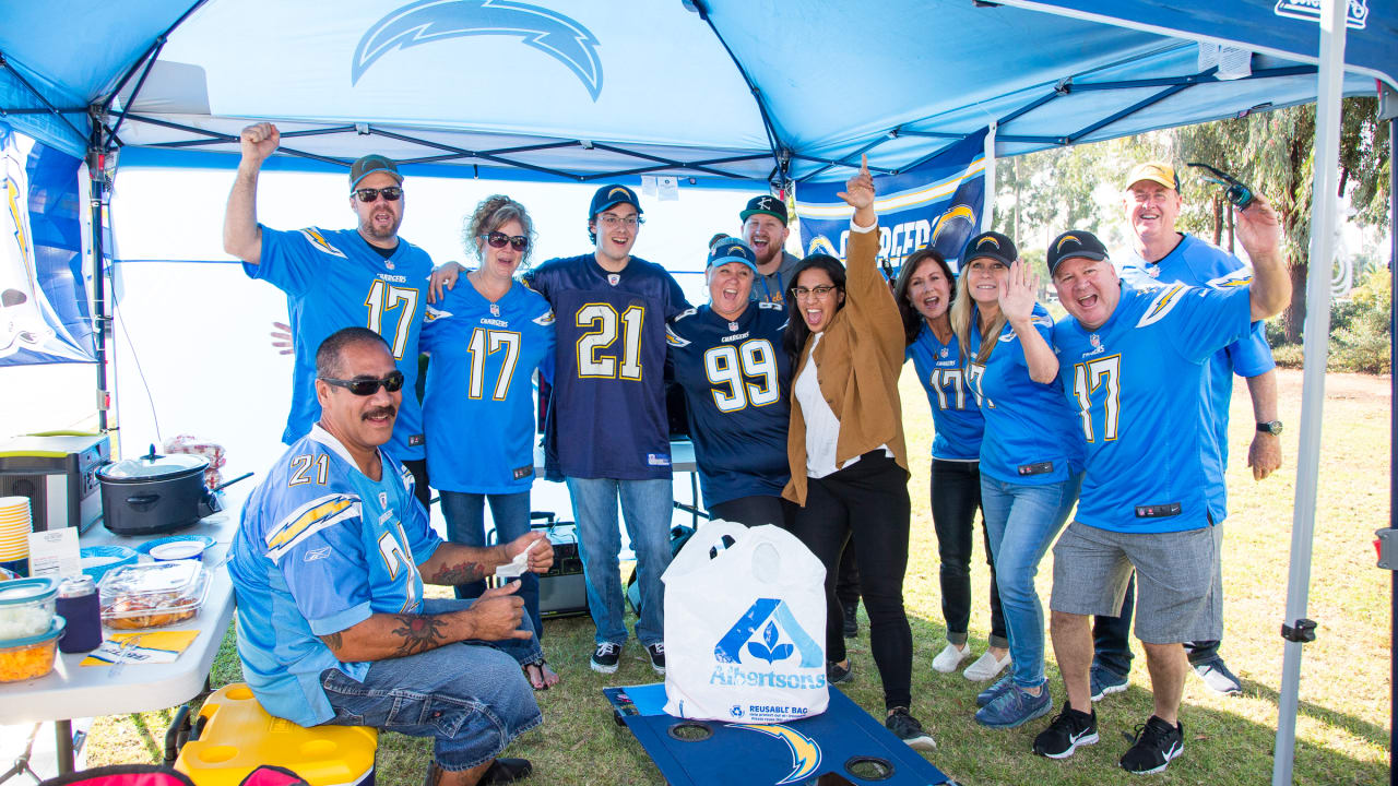Chargers Tailgate Week 12 Cardinals vs. Chargers