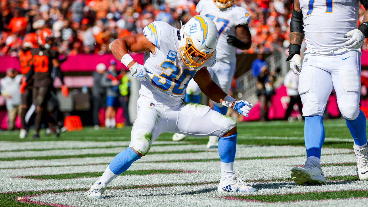 Top Tweets From Chargers Win Over the Browns