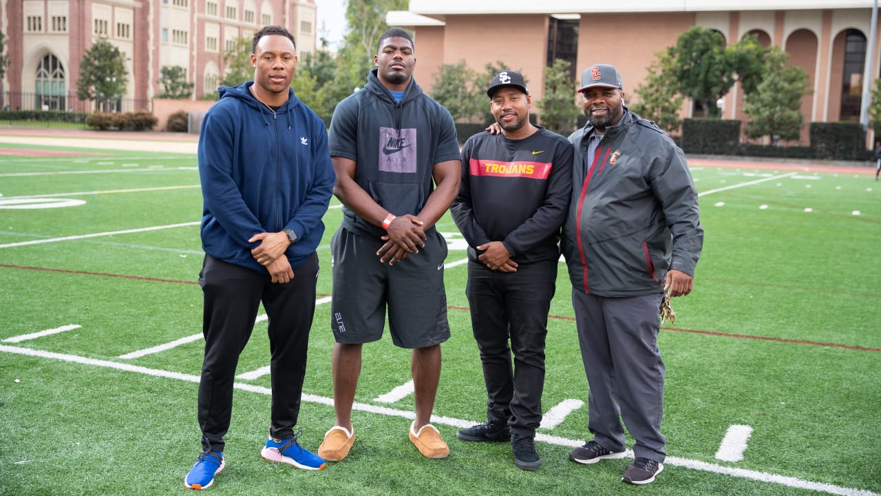 Uchenna Nwosu Goes Back To Campus For USC Pro Day